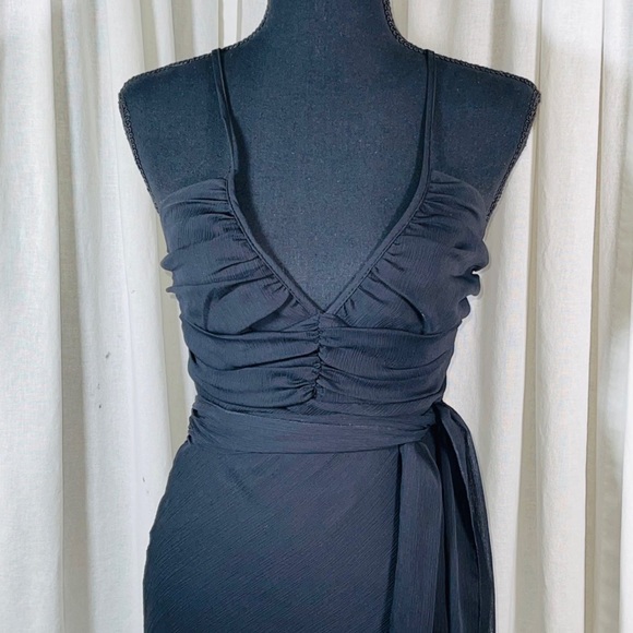 BEAUTIFUL Twenty-One Pleated Chiffon Spaghetti Strap Dress - Picture 3 of 11